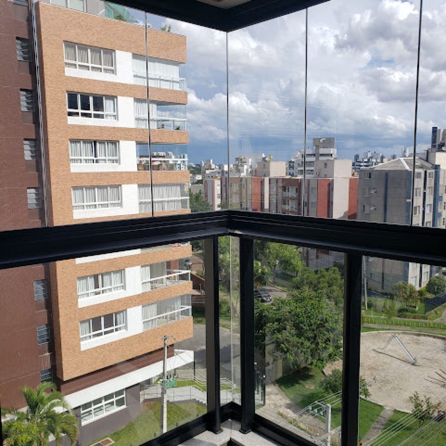 Envidracamento-de-Sacada-